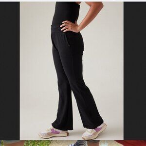 Athleta Girl Pant Black Change Maker Flare Lettuce Hem School Play NWT Large 12